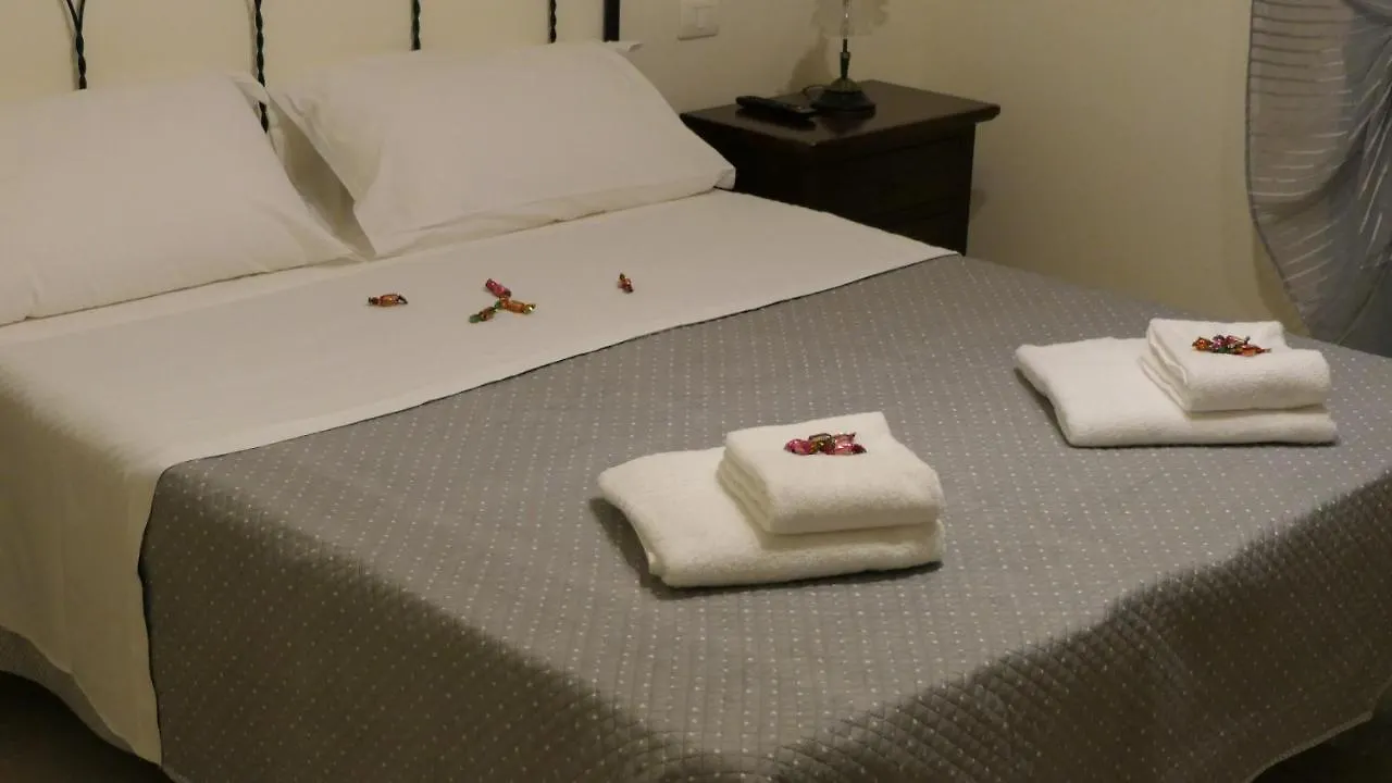 B&B Dimora Cirillo Naples 3*,